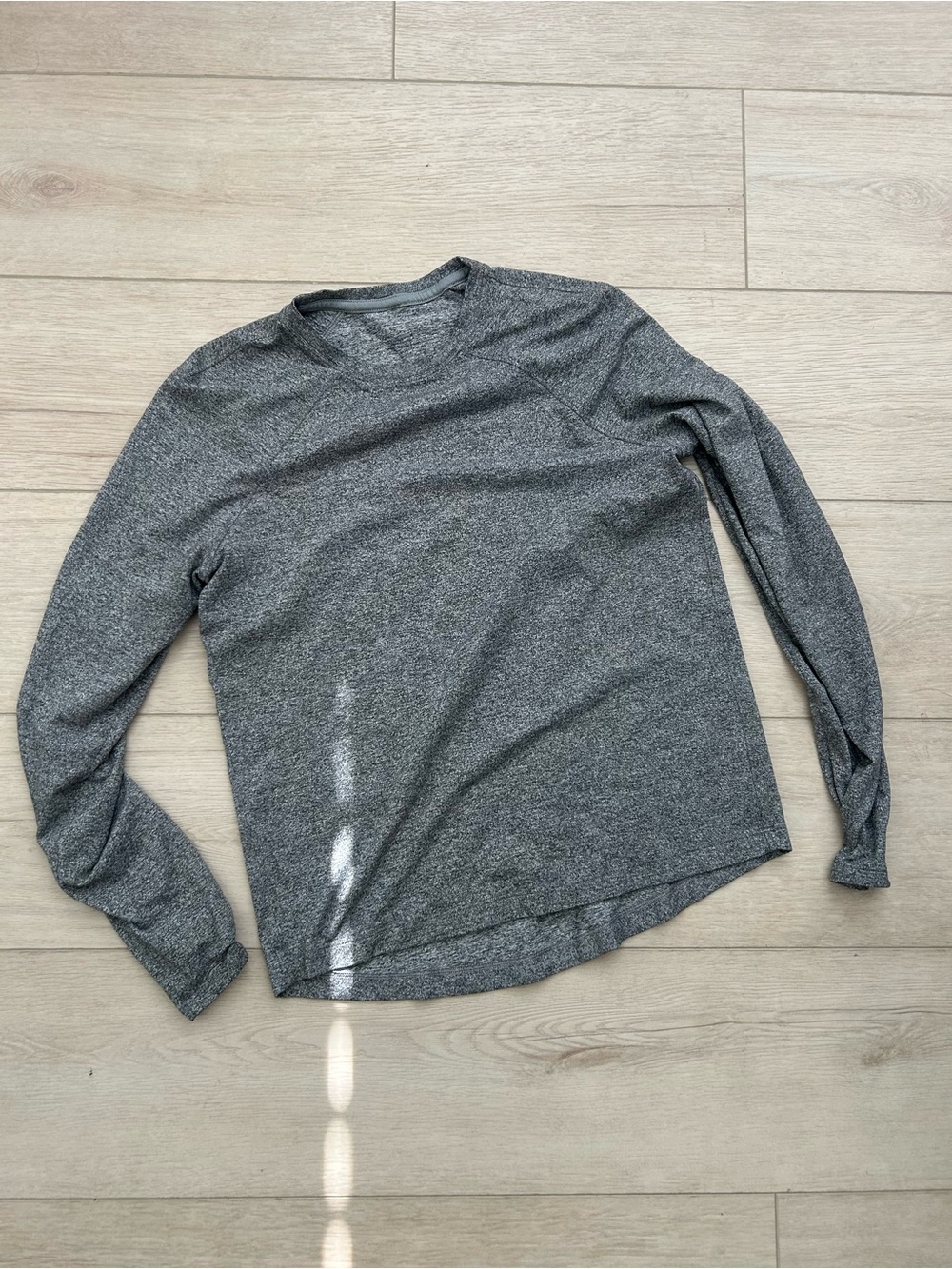 lululemon athletica Men's Long-Sleeve Crew in Heather Gray